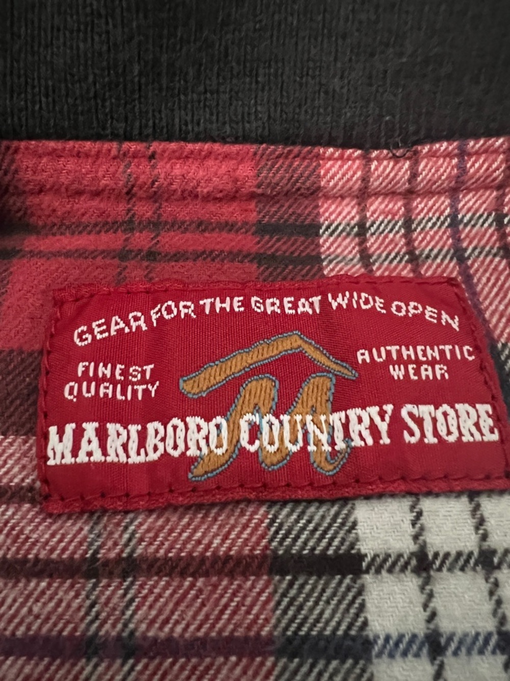 Vintage Marlboro Vest Mens Sz L Black Quilted Plaid Flannel Lined Reversible 90s - Picture 3 of 12